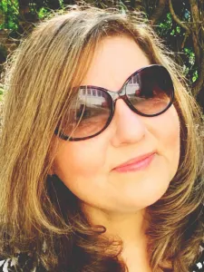 Lisa Babick, Editor-in-Chief and Pop Archeologist on Pop the Channel