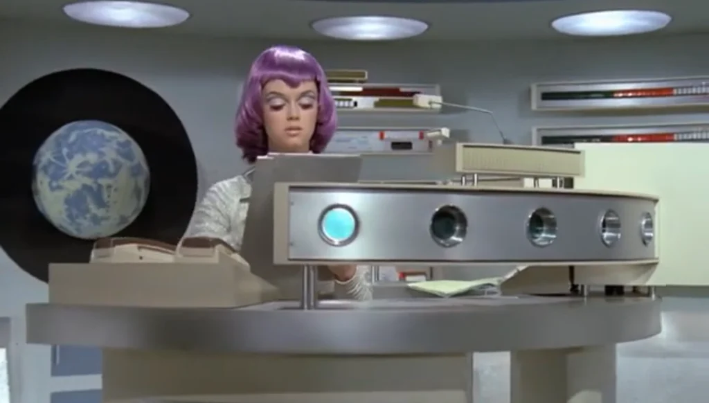 UFO S1E1: "Identified" Trial by Stream reaction review roundup on Pop the Channel