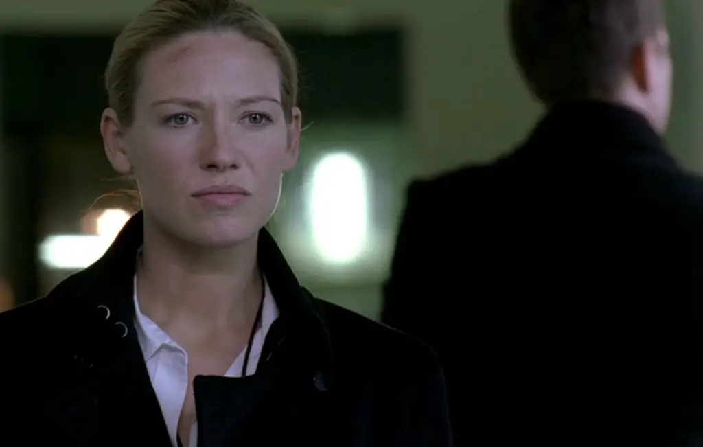 Fringe S1E1: "Pilot" Trial by Stream featuring Anna Torv on Pop the Channel