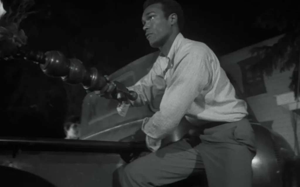 21 Horror Movies That Screwed with the Rules featuring Night of the Living Dead (1968) on Pop the Channel