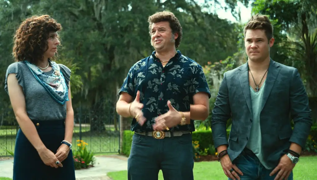 The Righteous Gemstones S1E1 Review: In the Name of Jesus, This Is Fun 7 The Righteous Gemstones S1E1 Review: "The Righteous Gemstones" featuring Judy, Jesse and Kelvin at their mother's grave on Pop the Channel.
